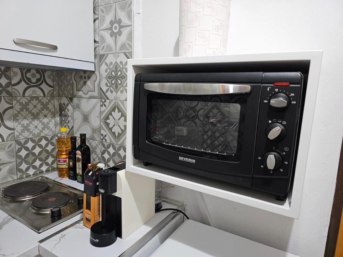 Vibe Studio Apartment Tiranë Eksteriør bilde